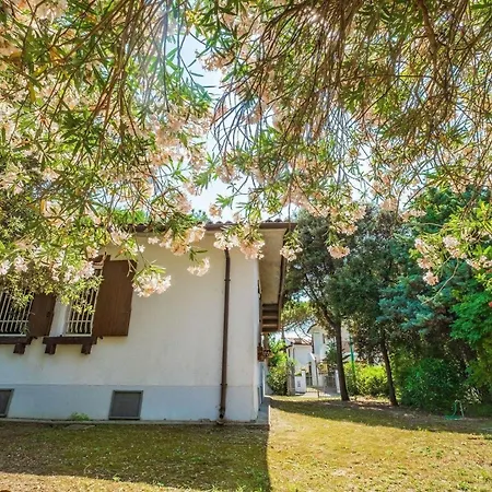 3-zi-fehaus, Im Erdgeschoss, Mit Grossem Garten, Grill Und Klimaanlage Holiday home *
