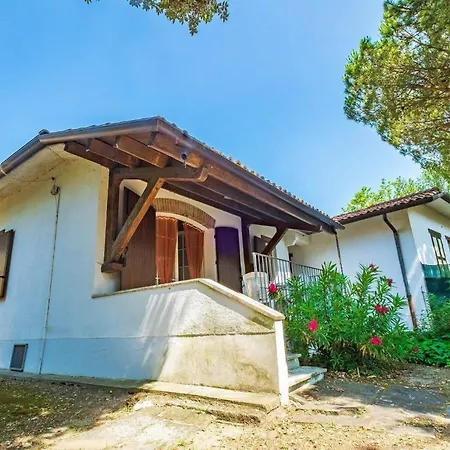 3-zi-fehaus, Im Erdgeschoss, Mit Grossem Garten, Grill Und Klimaanlage Holiday home Lido di Volano